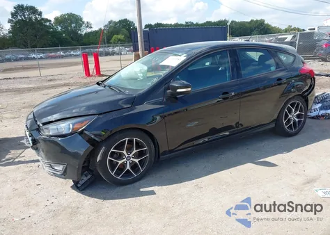 2018 Ford Focus Sel z USA, uszkodzony, nr VIN 1FADP3M26JL215334